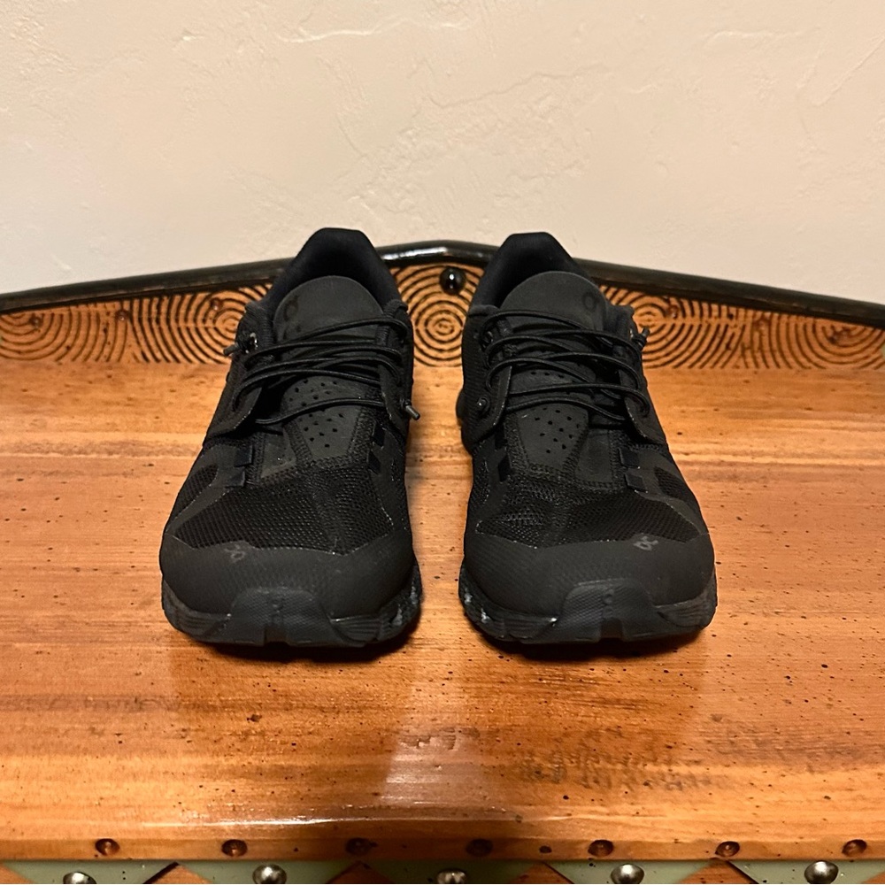 ON Cloud Running Shoes - Like NEW!